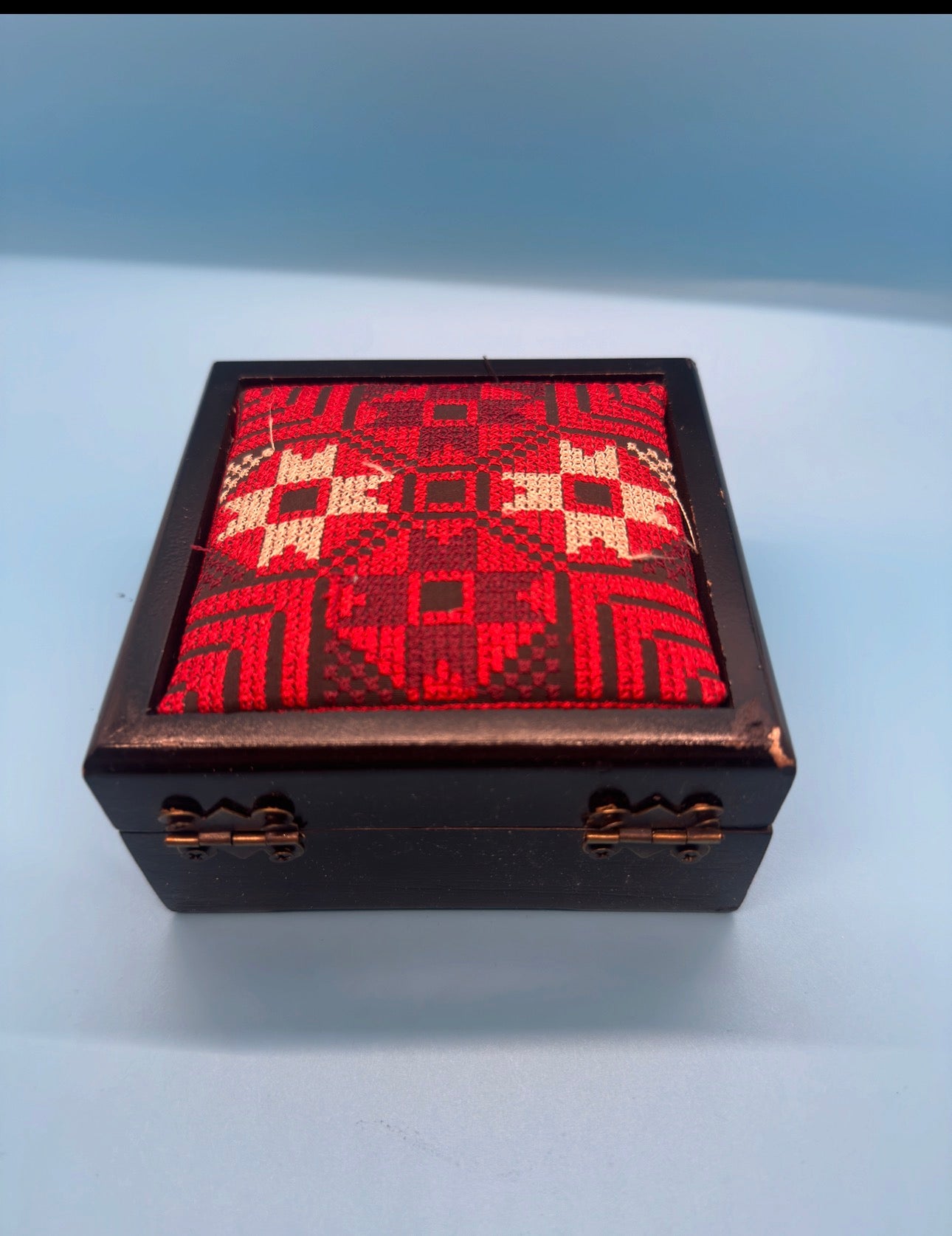 šŖµ Wooden Tutreez Jewelry Box | Al Falastiniā¢