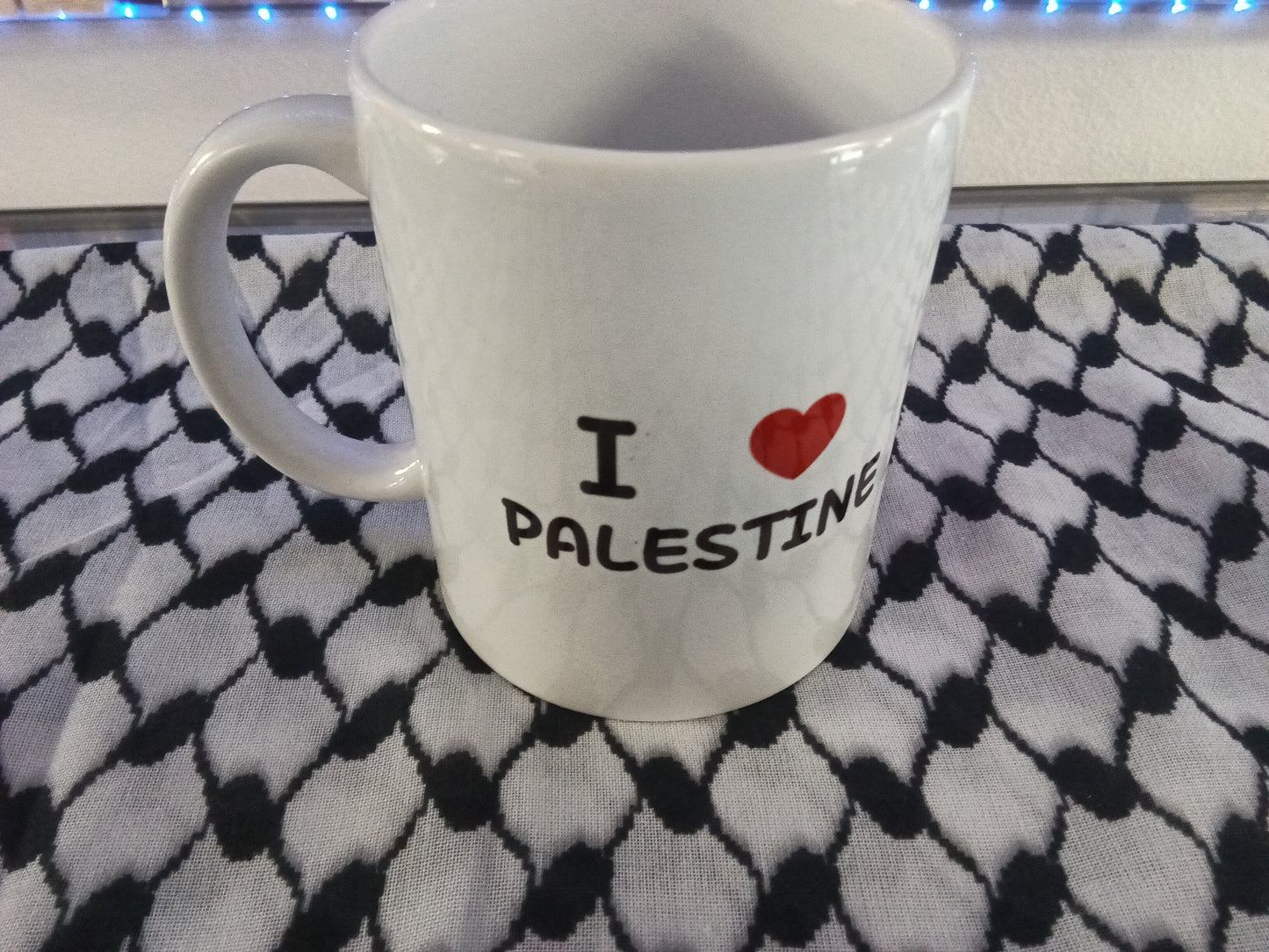 • Palestinian glass art cups glossy ceramic