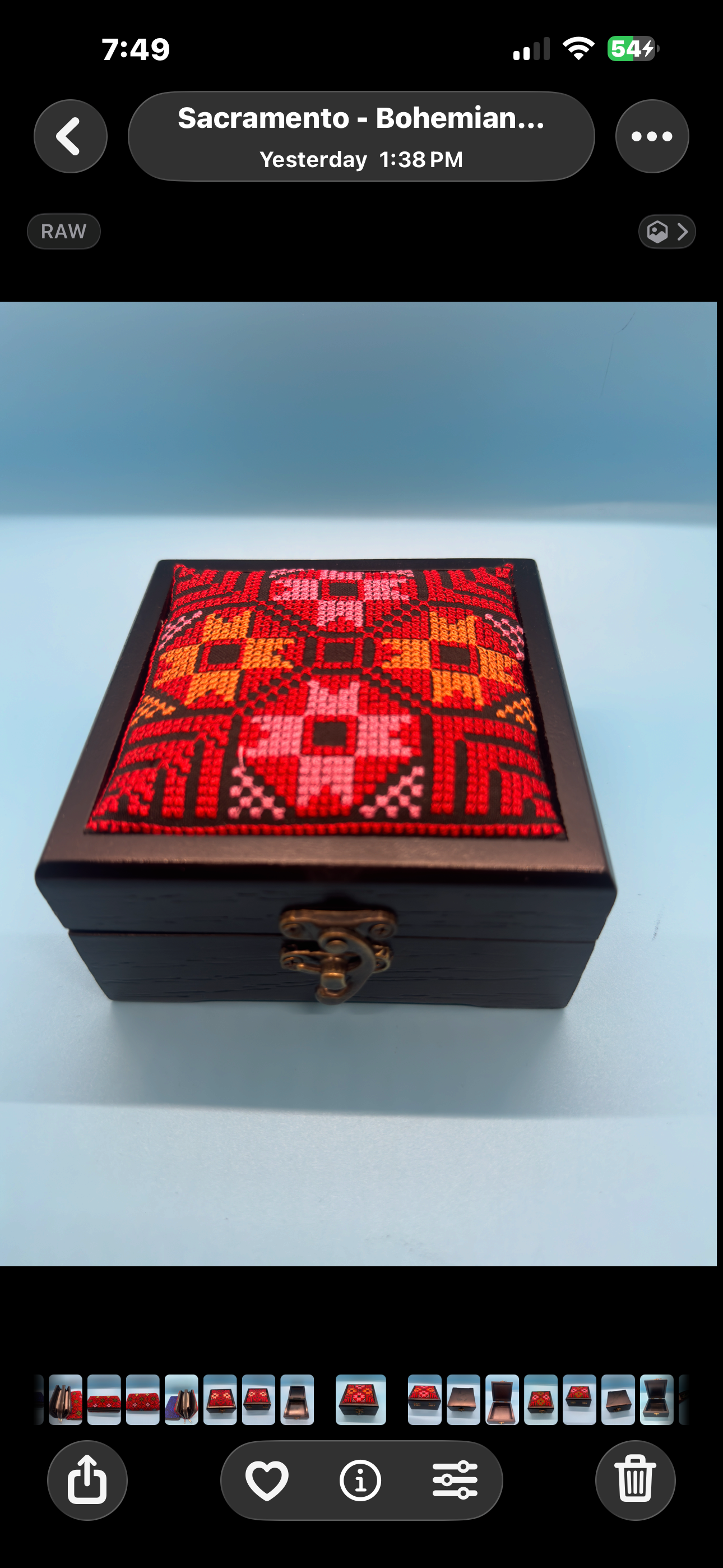 🪵 Wooden Tutreez Jewelry Box | Al Falastini™