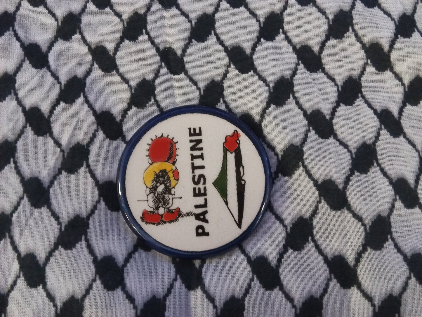 Small circular clay-made in Palestine magnets